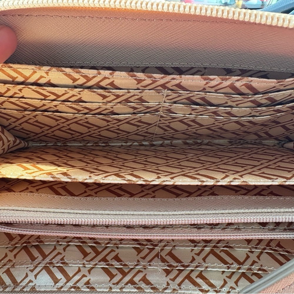Tignanello Beige wallet - Picture 4 of 7